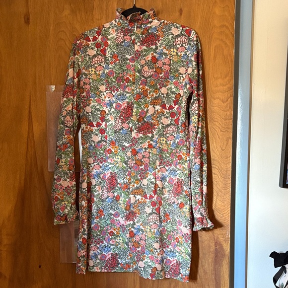 Topshop Long Sleeve Mini Floral Dress - Picture 9 of 10